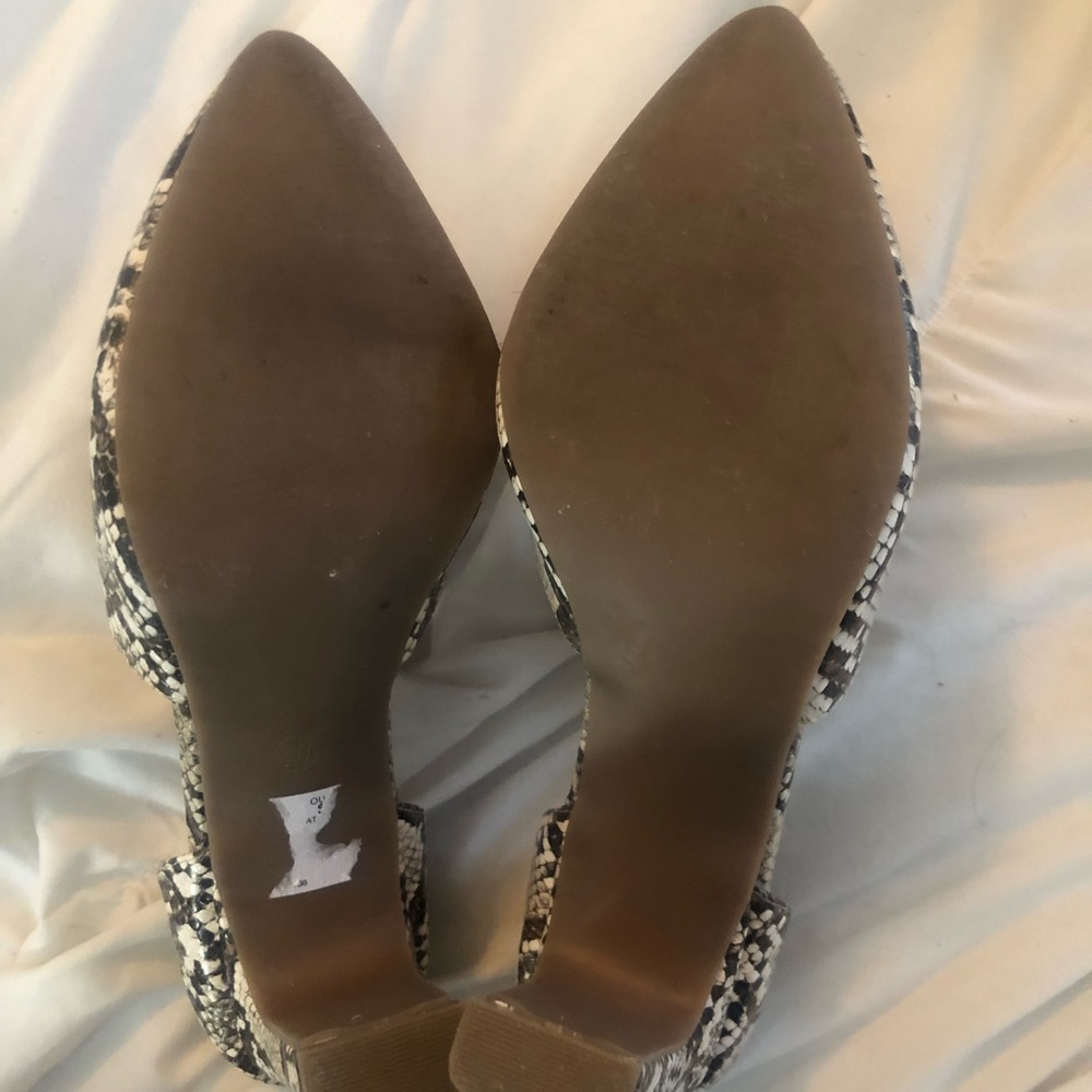 Heels 🆓 - Picture 5 of 6